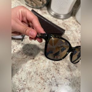 Gucci sunglasses